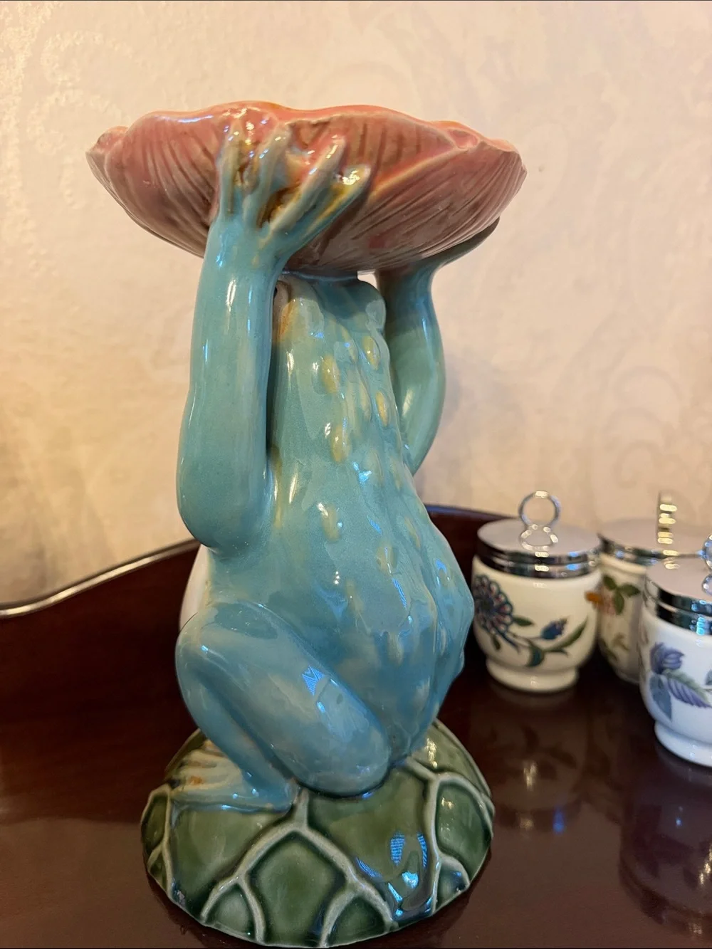 Vintage ceramic frog dish